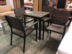 Utemöbler bord+4st stolar